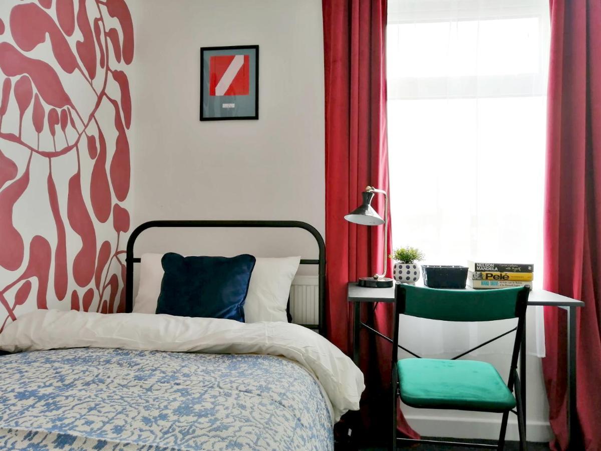Granville 5Br Townhouse - Ideal For Groups, Families Or Contractors By Suitely Cheltenham Zewnętrze zdjęcie
